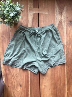 Aerie Lace Trim Gauze Lightweight shorts